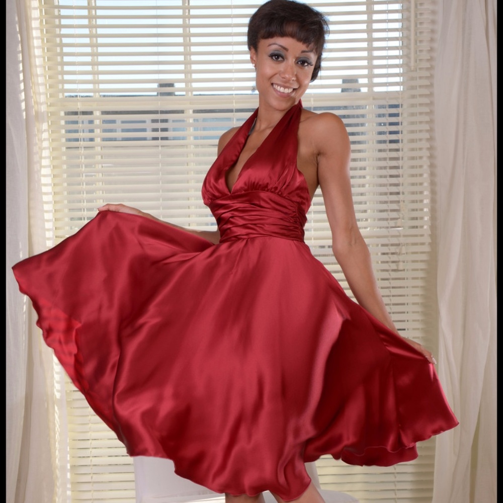 💃🏻Perfect for V-Day❤️ Rose & Lula silk dress